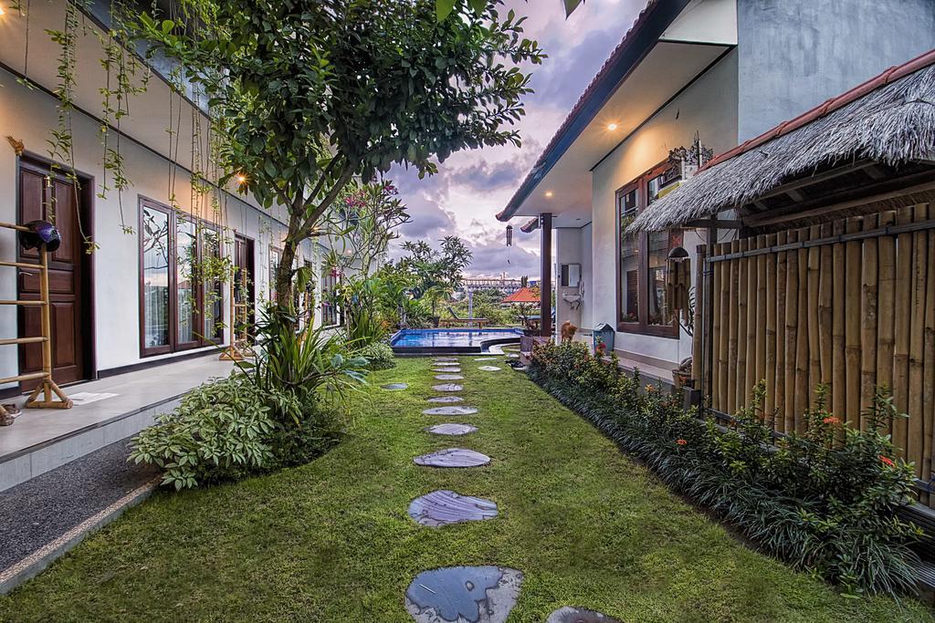 Bali Full Moon Guest House Canggu Extérieur photo