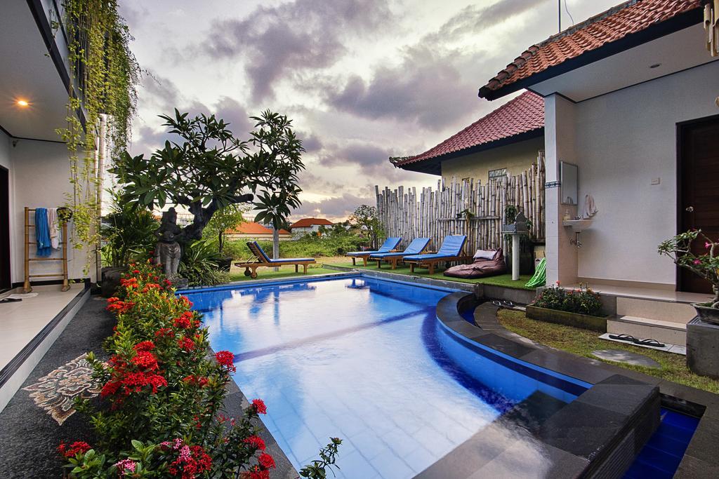 Bali Full Moon Guest House Canggu Extérieur photo